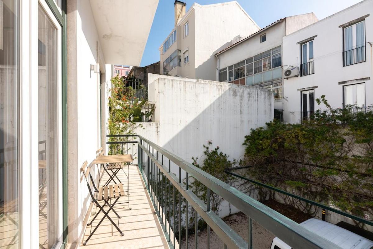 Liberdade Great Bright Apt With Ac Elevator Garage Apartment Lisbon Exterior photo